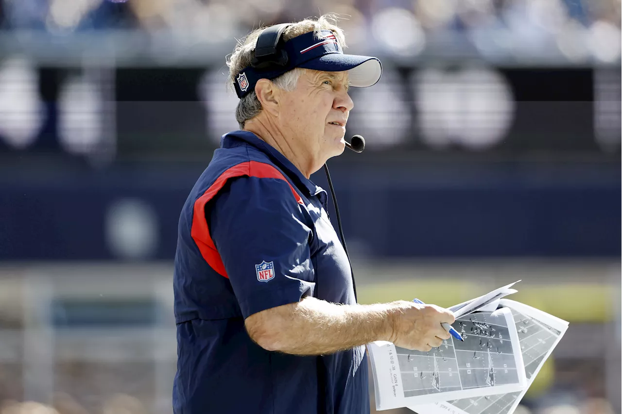 Bill Belichick Sticking With Mac Jones at QB Despite Patriots' Struggles