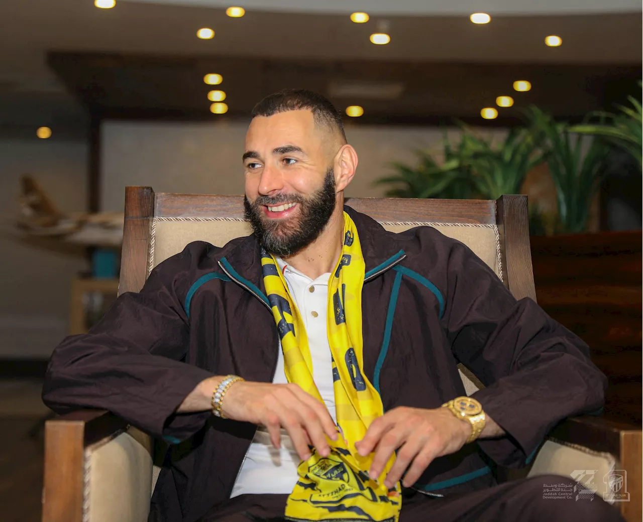 Soccer-Benzema tempted by Saudi Arabia's 'huge' football project