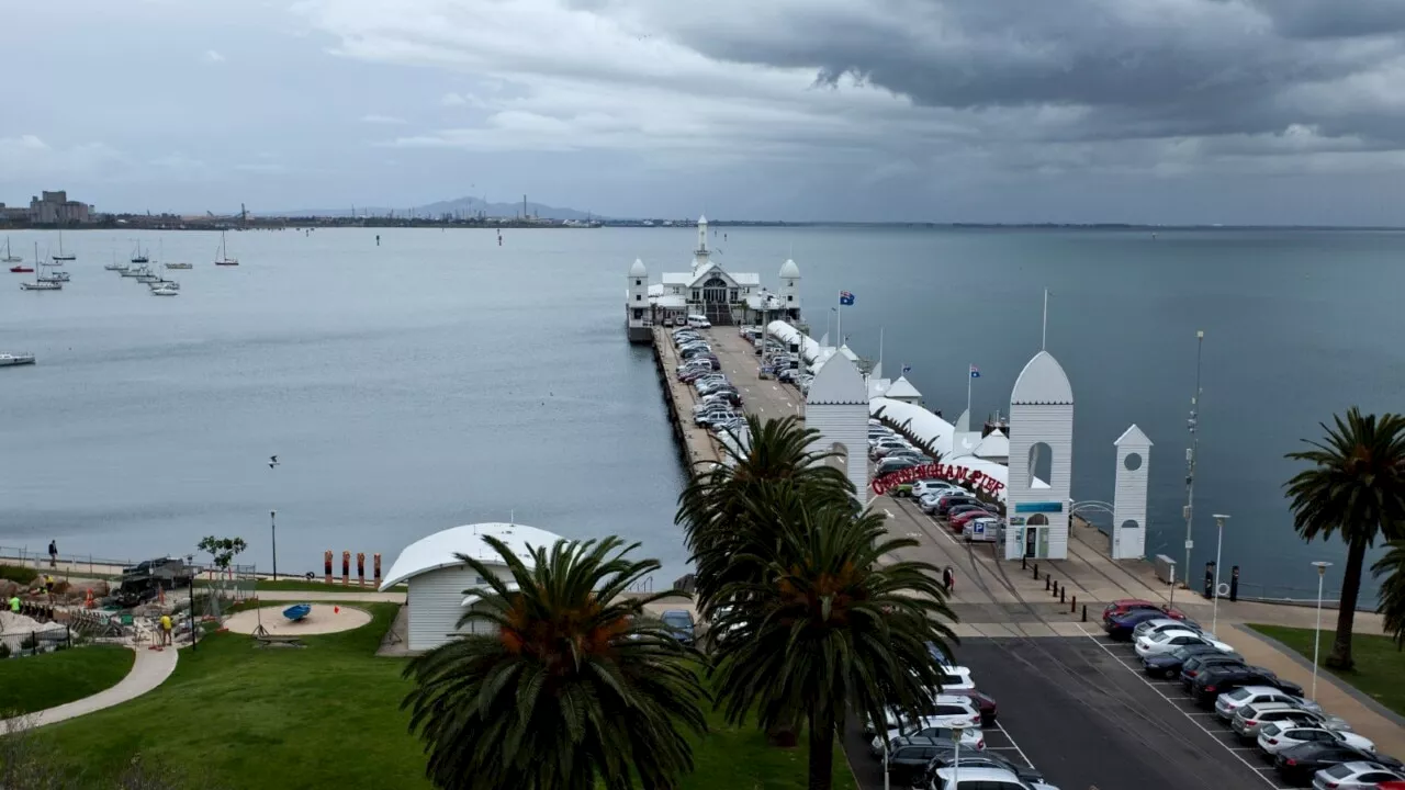 Geelong locals cast early votes ahead of Voice referendum