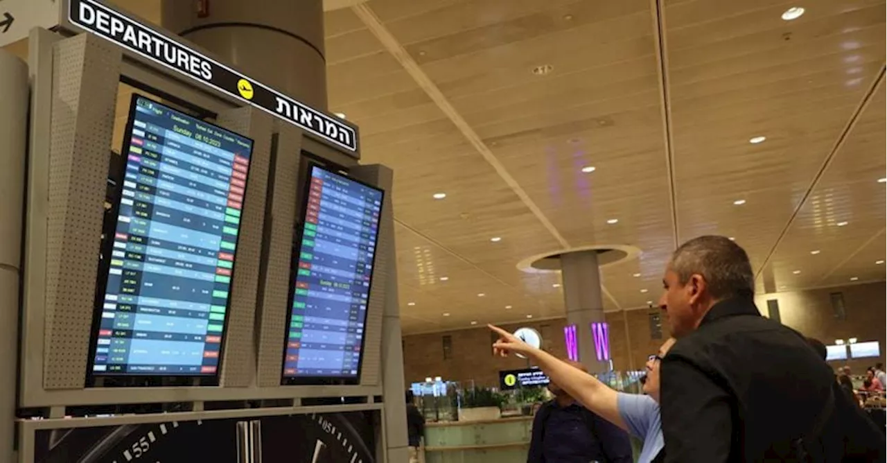 Continua il ponte aereo per riportare in Occidente i turisti bloccati a Tel Aviv