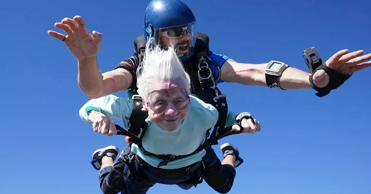 Dorothy Hoffner, 104-Year-Old Skydiver, Dies Just Days After Record-Attempting Jump