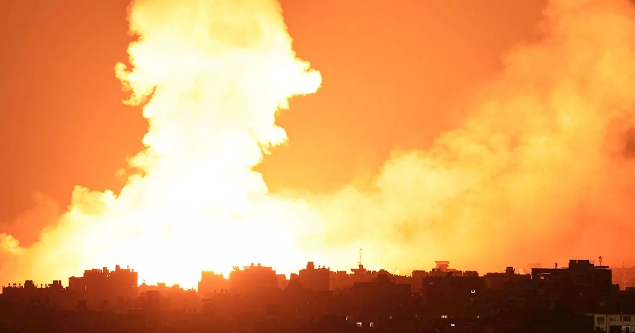 Israel zerstört ganze Viertel von Gaza, Opferzahl nach Hamas-Angriff auf 1200 gestiegen