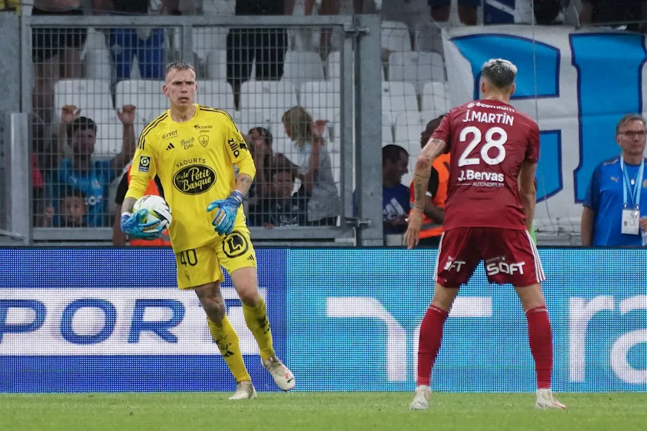 Geen Oranje, maar excellerende Bizot verslaat Mbappé en kan eretitel winnen