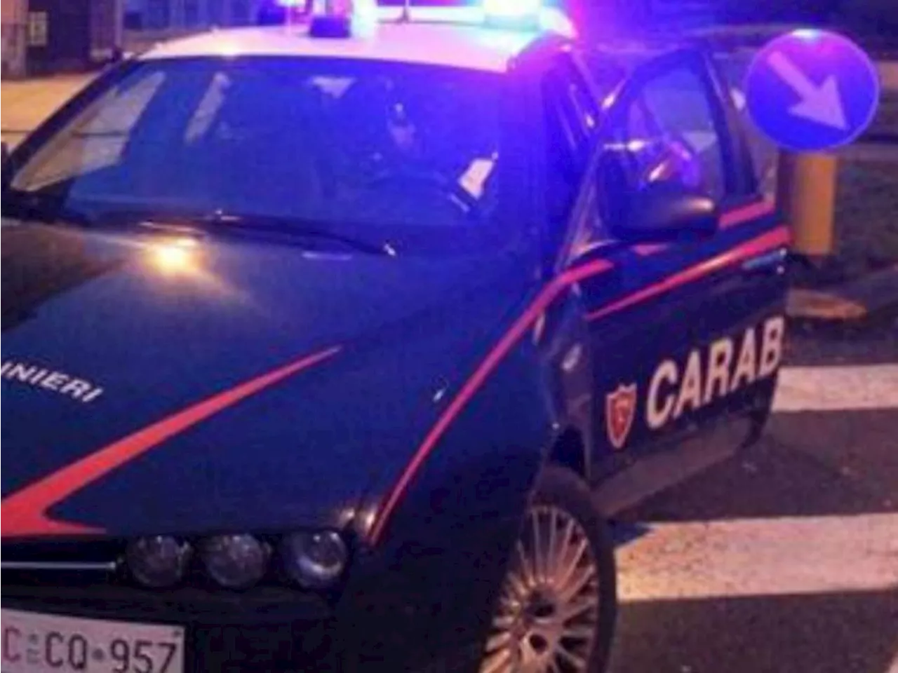 Bologna, si uccide a 23 anni in diretta social