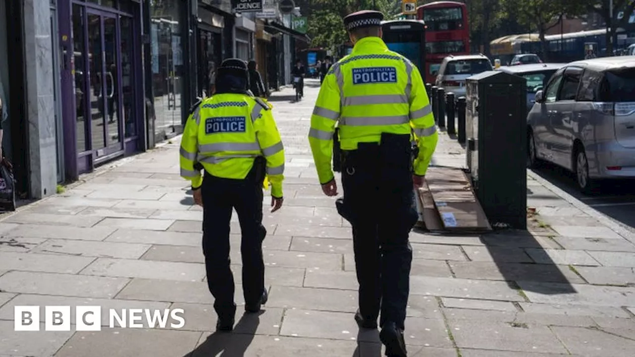 Jewish schools in London to close over security fears