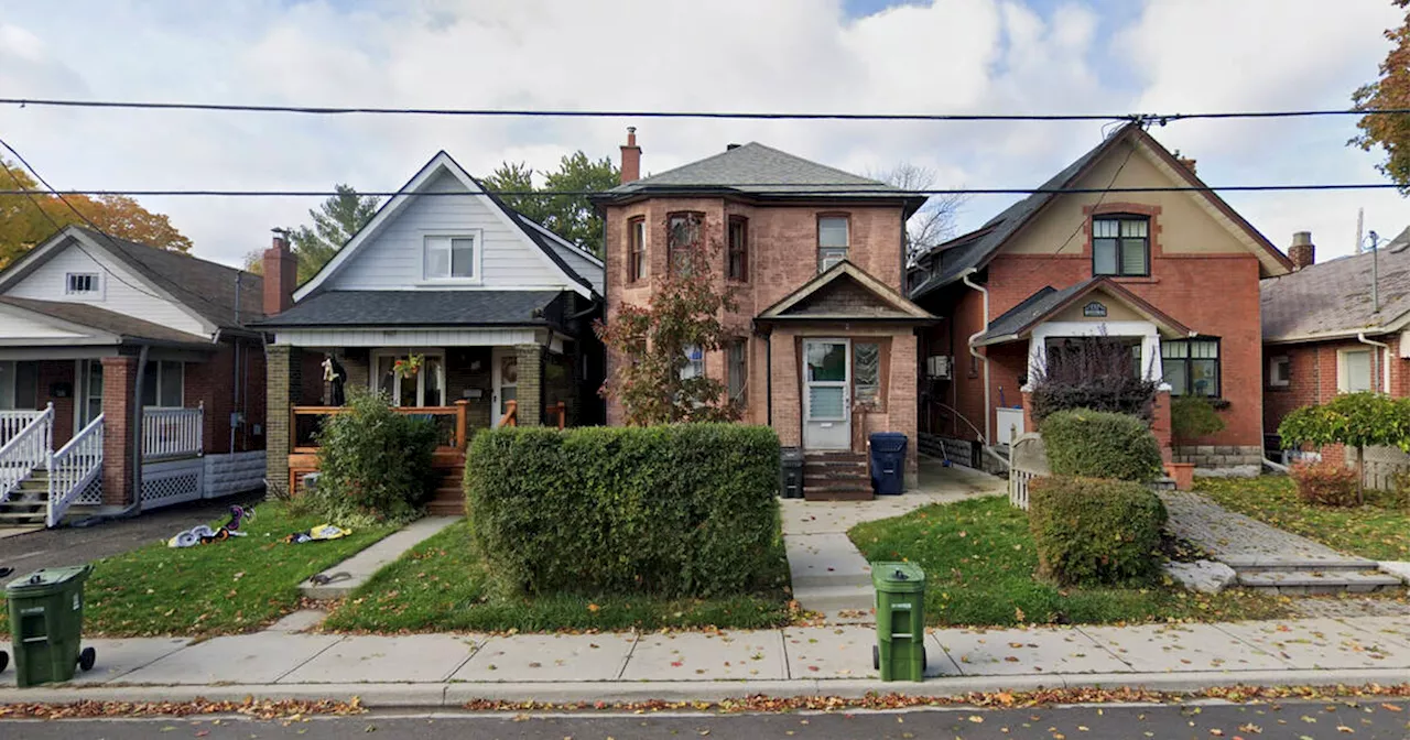 People are now co-purchasing homes to afford Toronto's overblown housing market