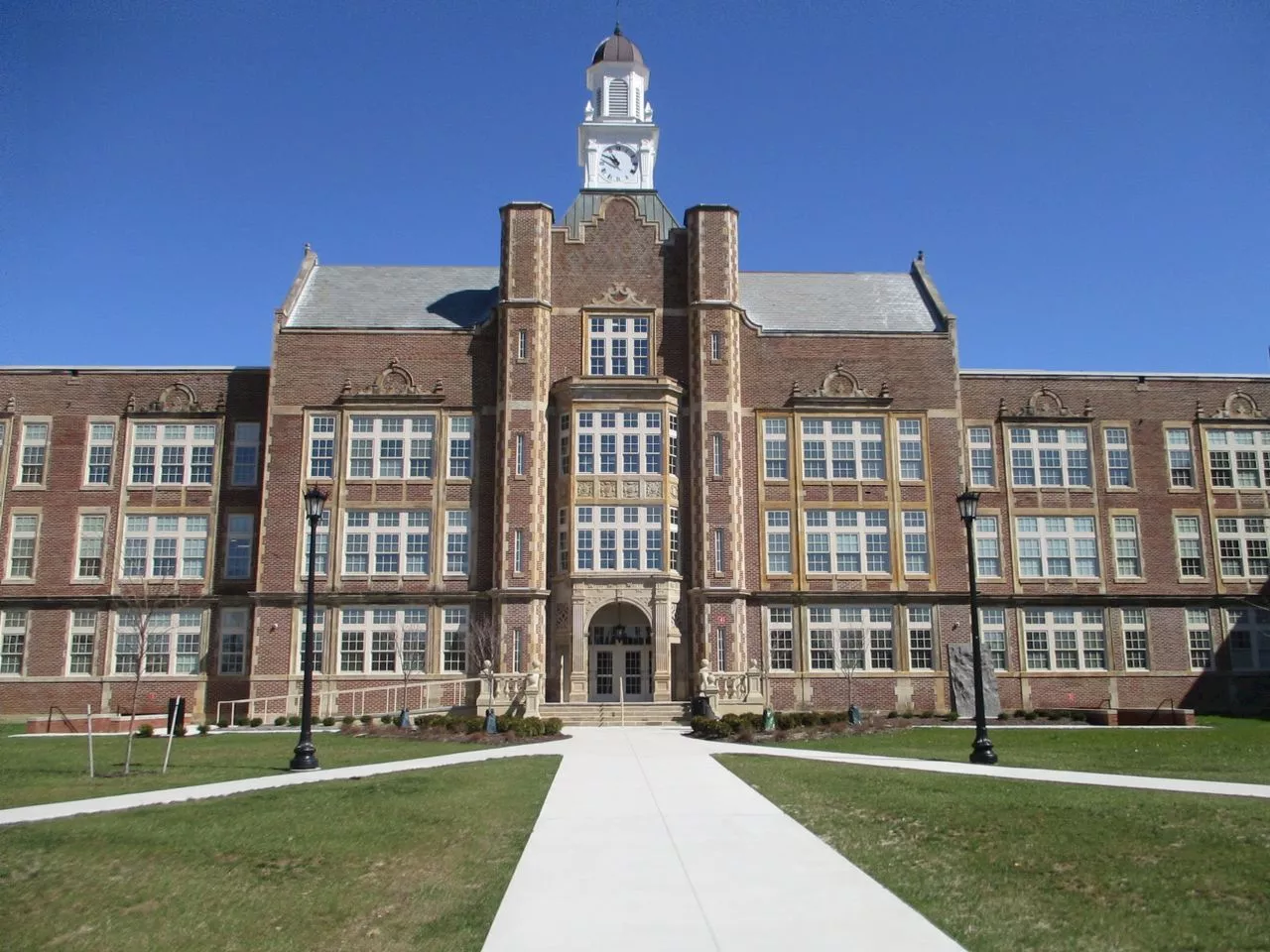 Cleveland Heights, Euclid football game closed to general public ‘out of an abundance of caution’