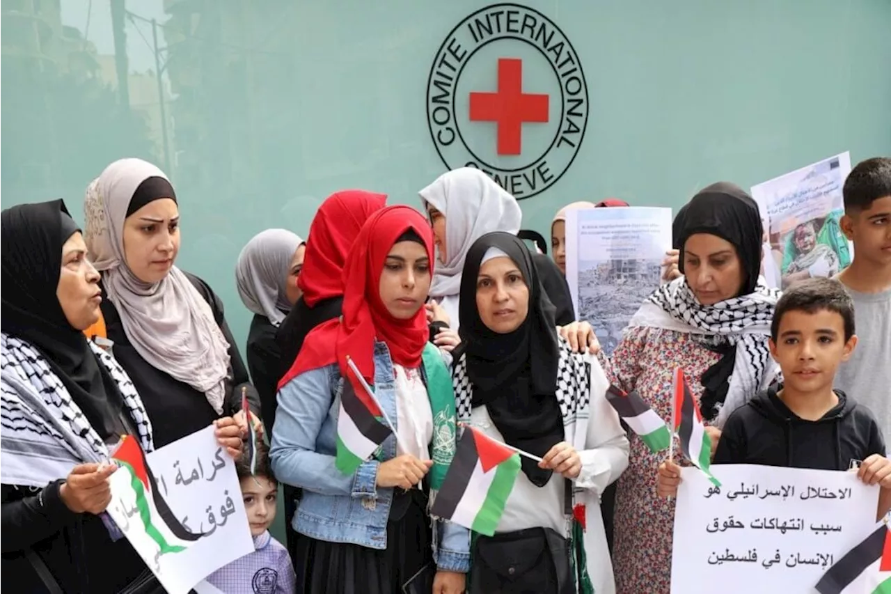 Red Cross in talks with Hamas, Israel over hostages