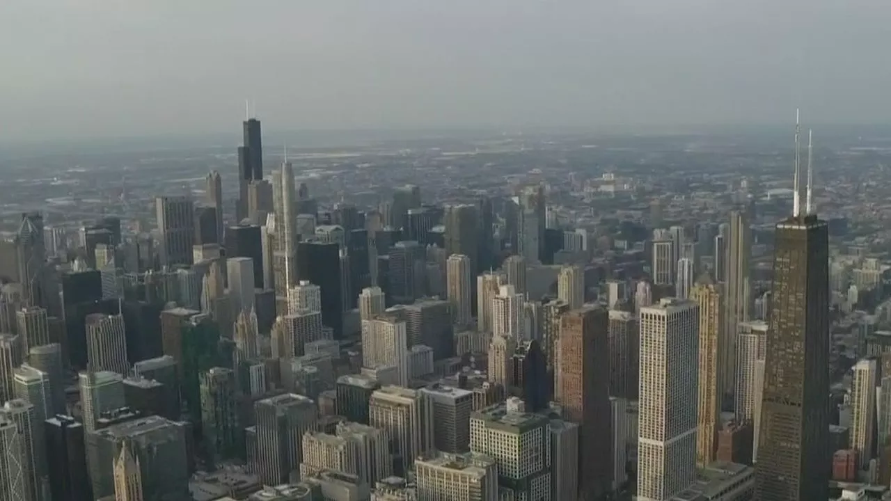 Chicago weather: Rain clears out this afternoon