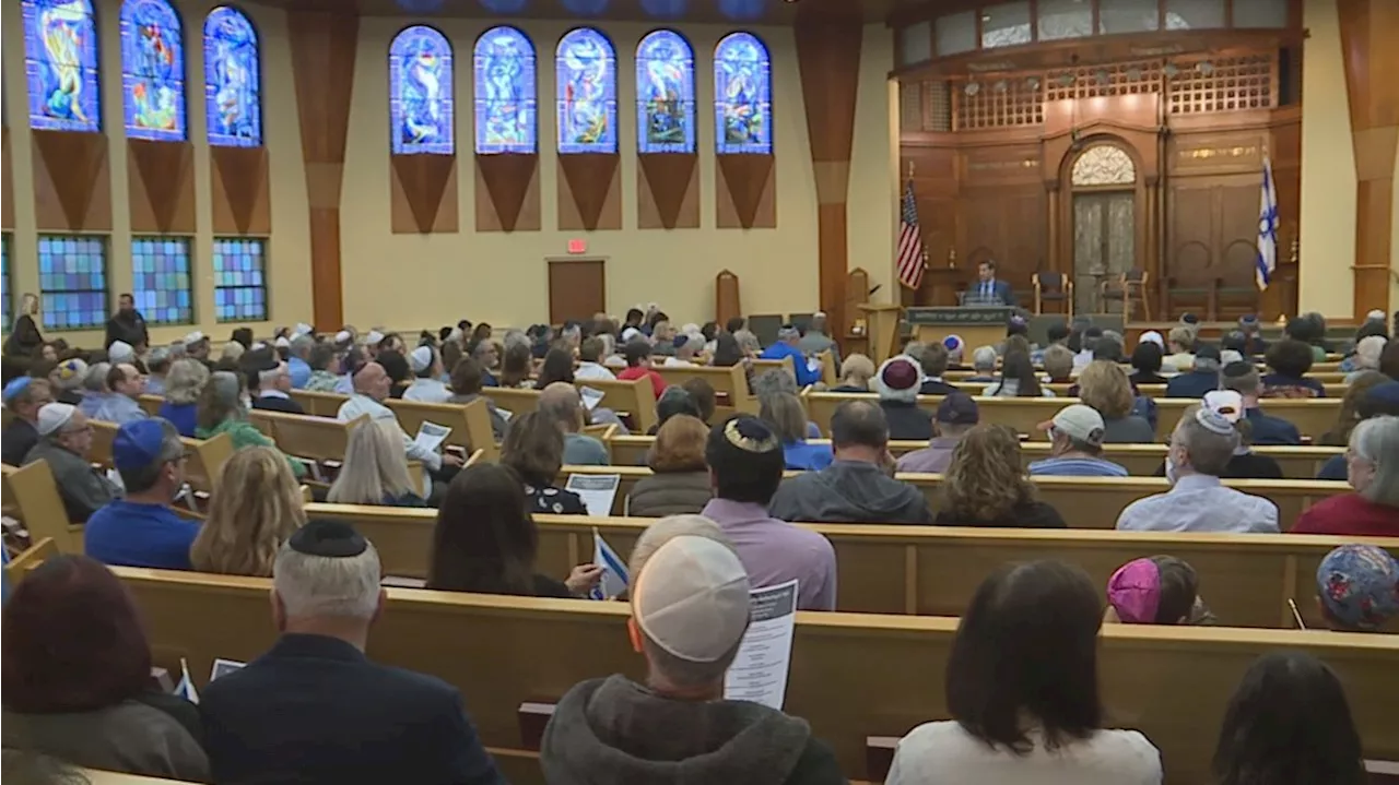 Harrisburg Jewish community gathers in solidarity amid Israel-Hamas war