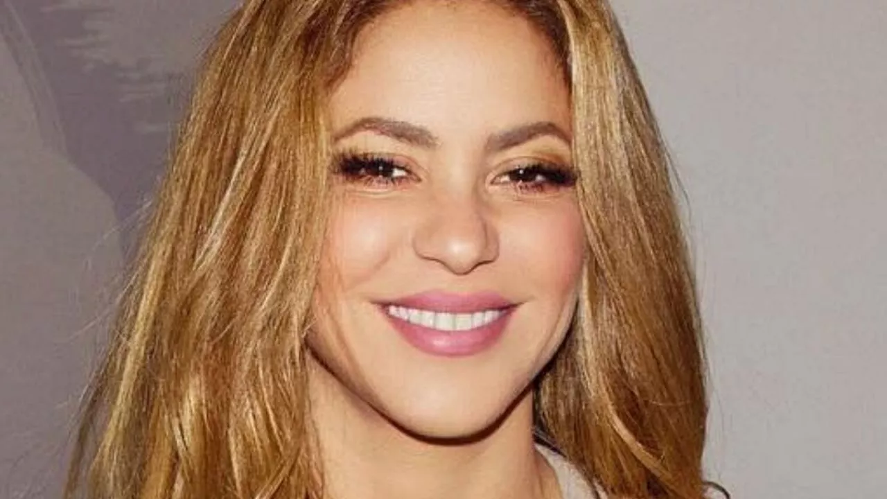 Tras el éxito de su nueva canción Shakira recibe duras críticas por esta razón