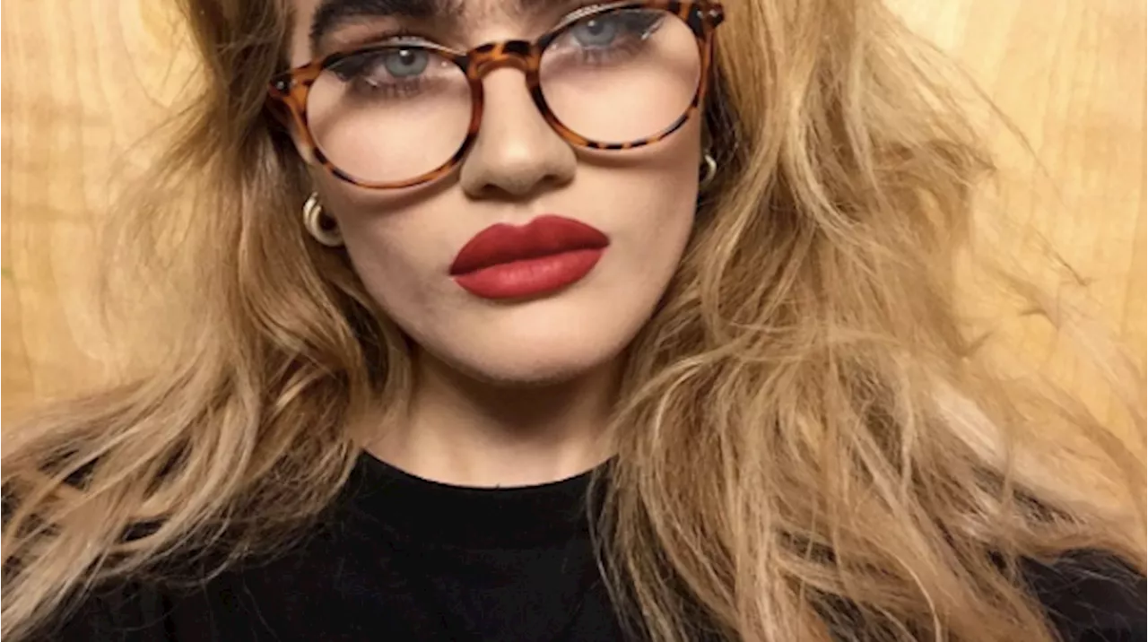 This woman’s eyebrows are the talk of the internet and we can see why