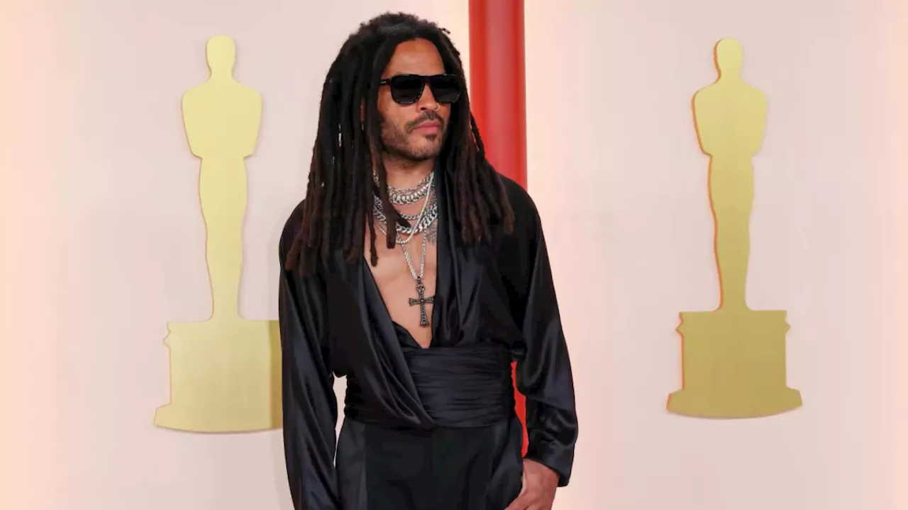 Lenny Kravitz balla nudo: il teaser del nuovo video che fa impazzire le fan