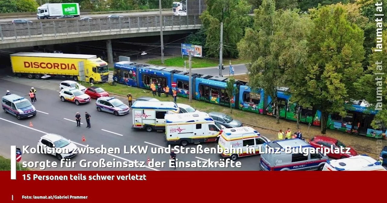 Kollision zwischen LKW und Straßenbahn in Linz-Bulgariplatz sorgte für Großeinsatz der Einsatzkräfte