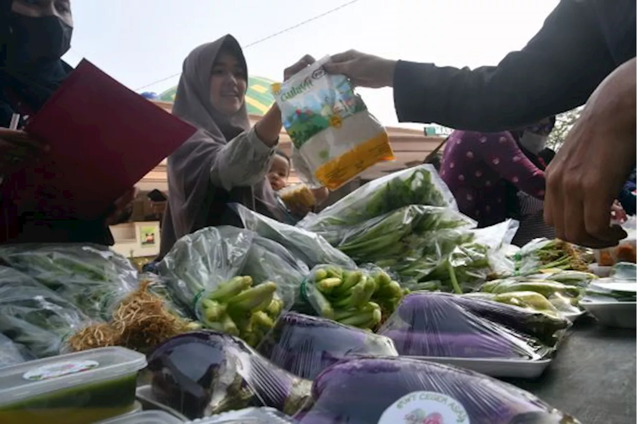 Sumbar Resmikan Warung Posko Pangan 2023