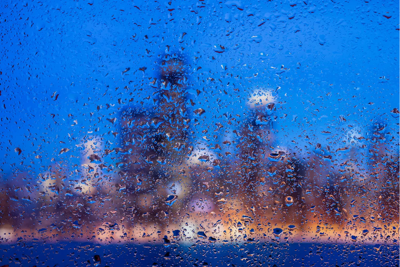 Gloomy Chicago weather continues with more heavy rain; strong to severe storms possible