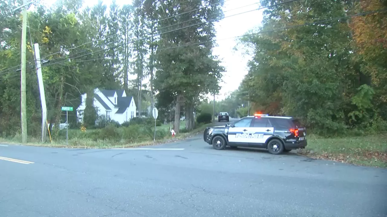 Man found dead after barricading himself in Middlebury, Conn. home: police