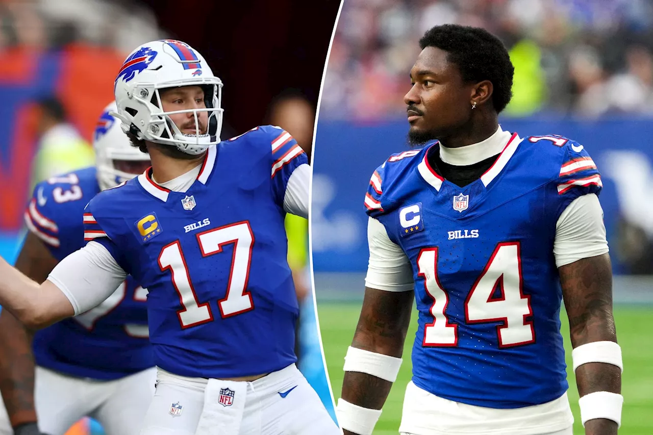 Josh Allen rips critics of Stefon Diggs after his sideline meltdown: 'Ticks me off'