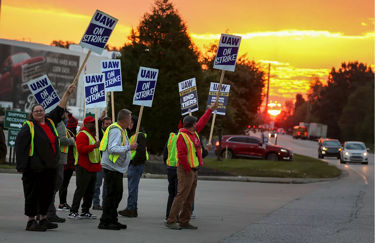 UAW expands strike to Ford's largest factory, threatens Jeep maker Stellantis