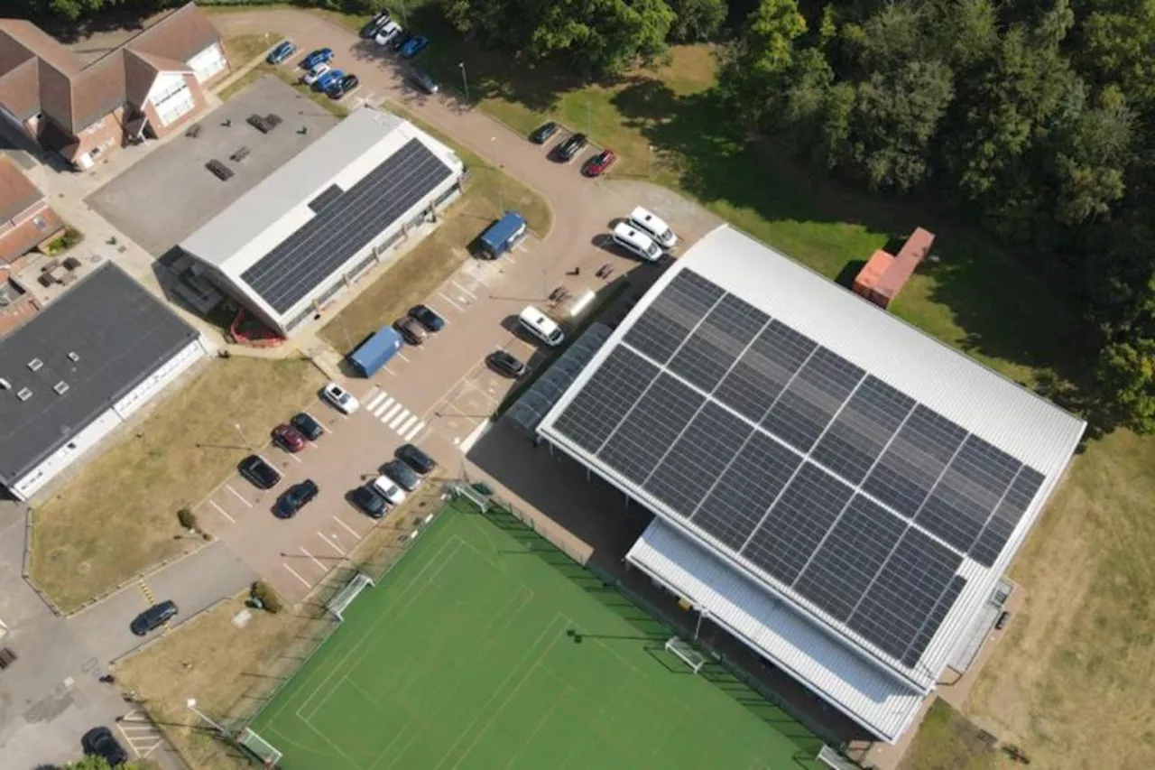 Rickmansworth School installs solar panels in net zero drive