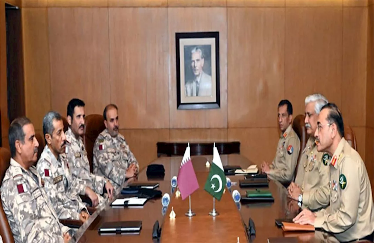 Chief Of Qatar Armed Forces Meets Army Chief: Matters Of Mutual & Professional Interest Discussed