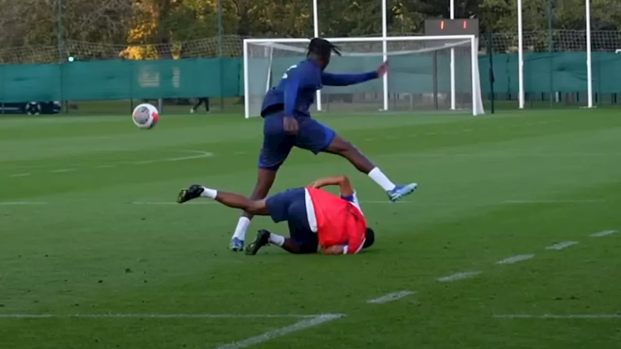 Le sombrero dévastateur de Mathys Tel qui fait chuter Gaël Clichy à l’entraînement