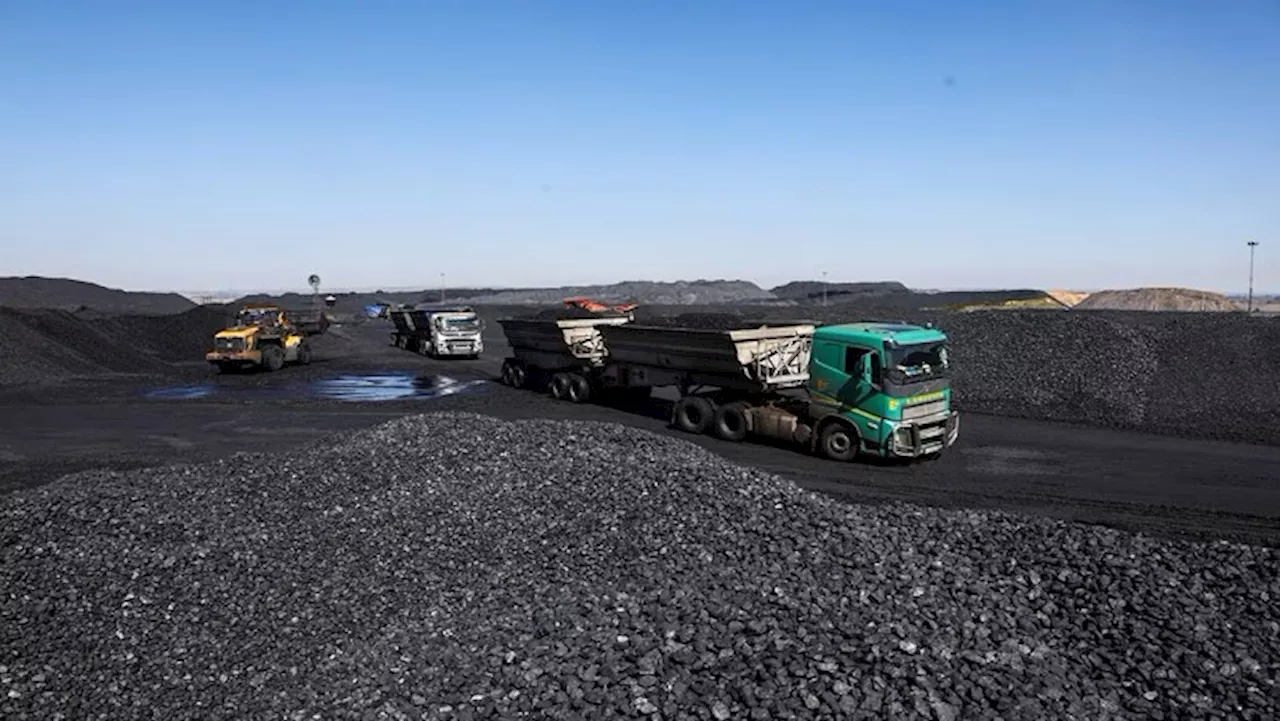 SARS, law enforcement clamp down on coal smuggling syndicate - SABC News - Breaking news, special reports,