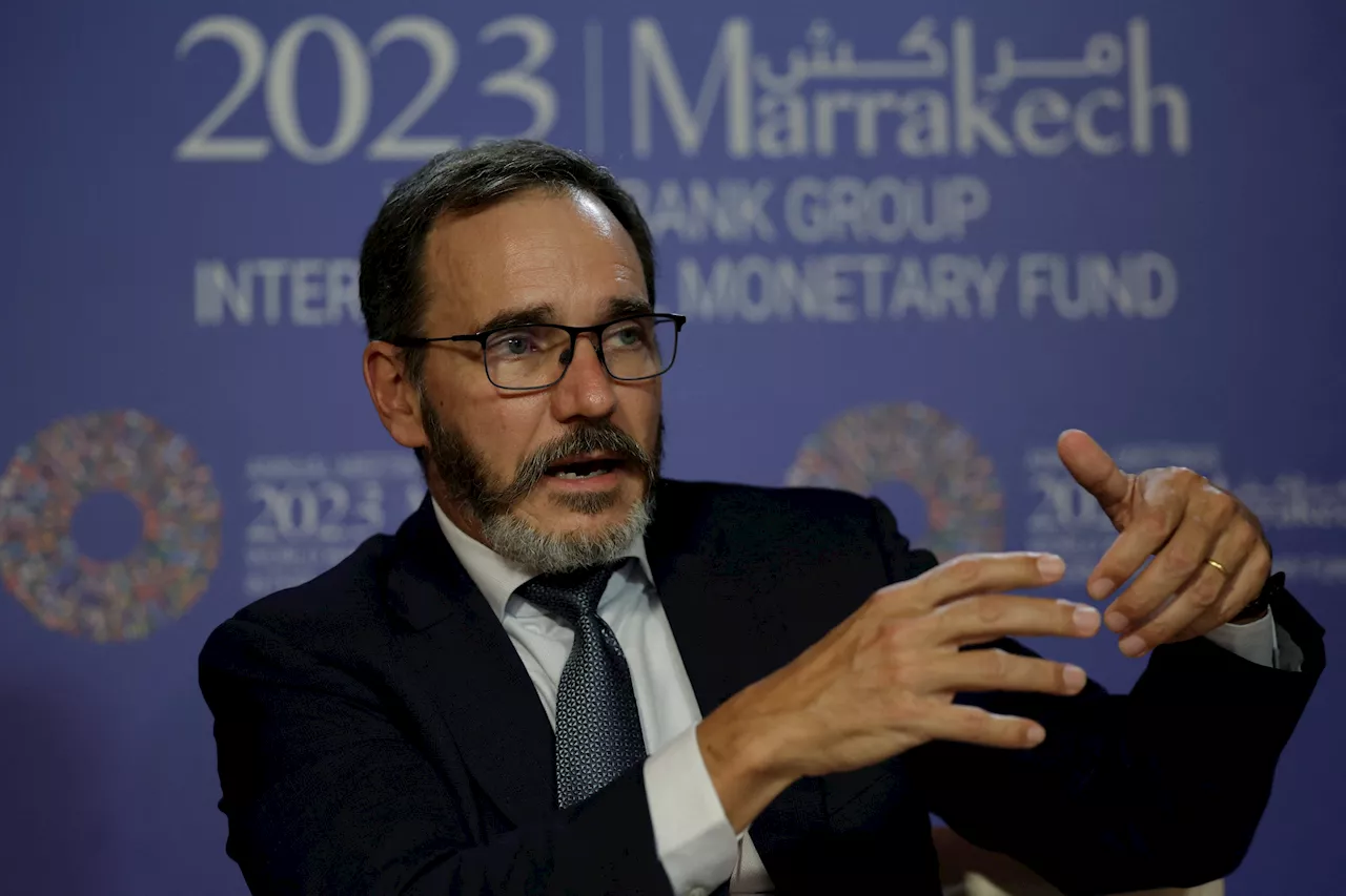 IMF's chief economist urges Italy to toughen budget plans -media