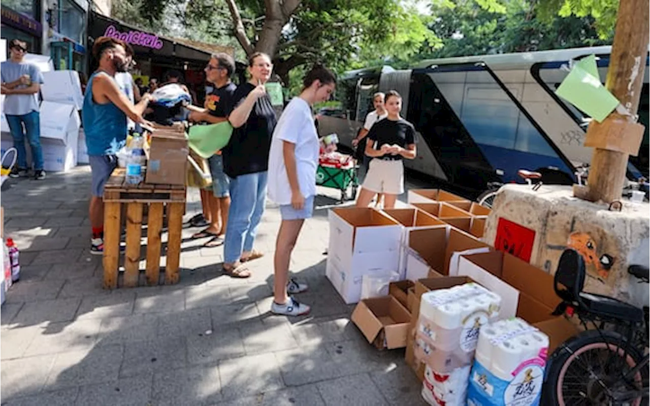 Dal cibo agli alloggi, così i volontari aiutano chi è scappato dagli attacchi di Hamas