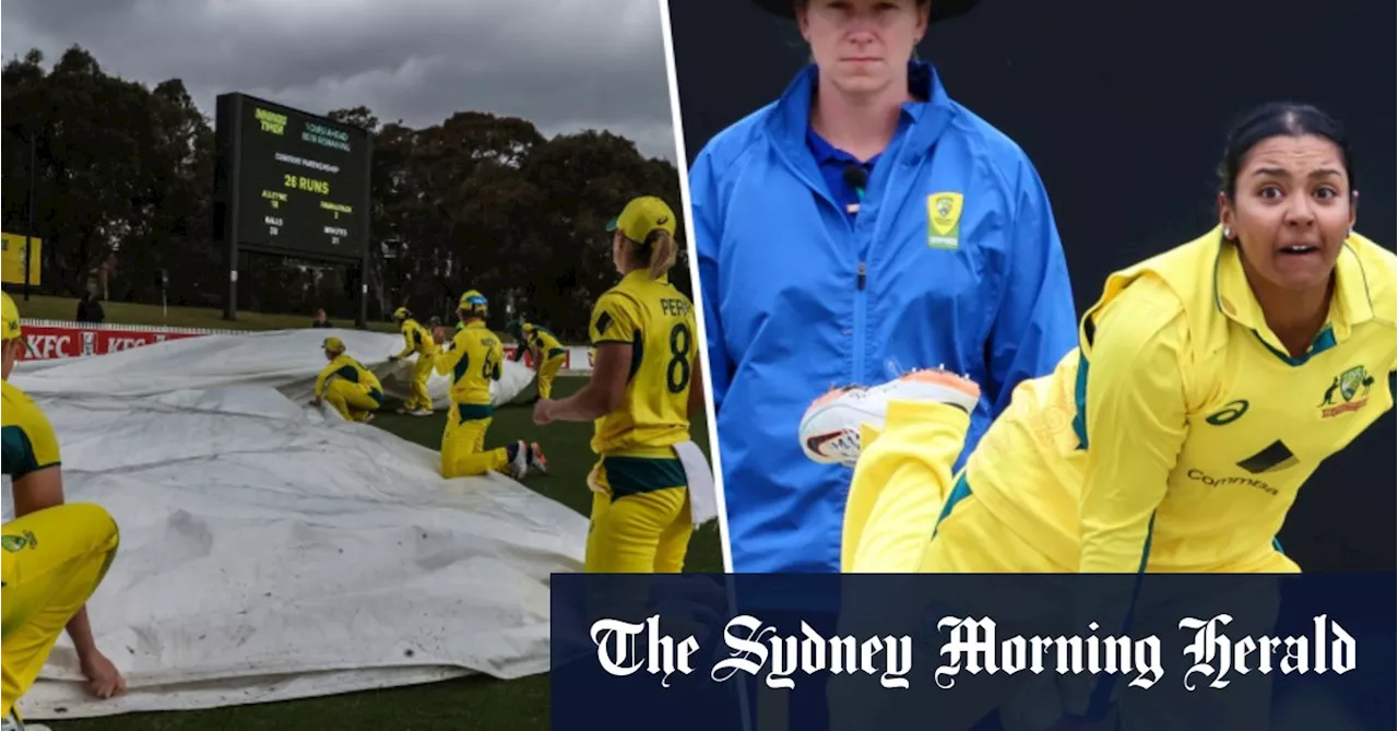 All hands on deck for Australia’s women’s side as the heavens open above Melbourne