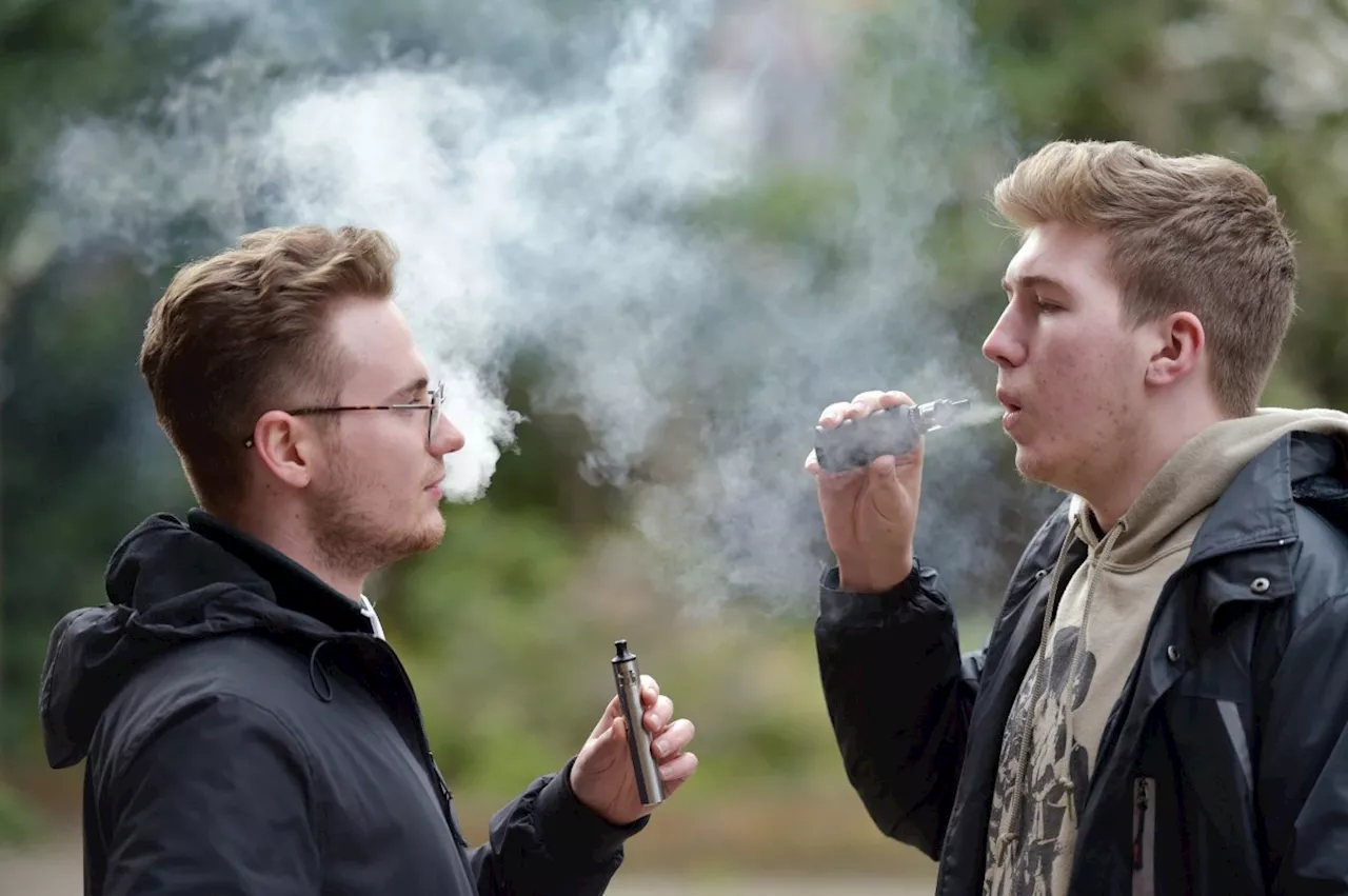 Rishi Sunak risks ‘generation of kids hooked on vaping’, says Children’s Commissioner