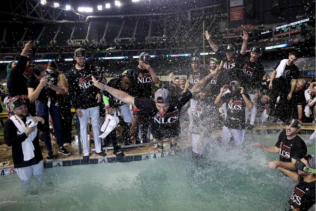 Diamondbacks slug 4 homers in record-setting barrage, sweep Dodgers in NLDS