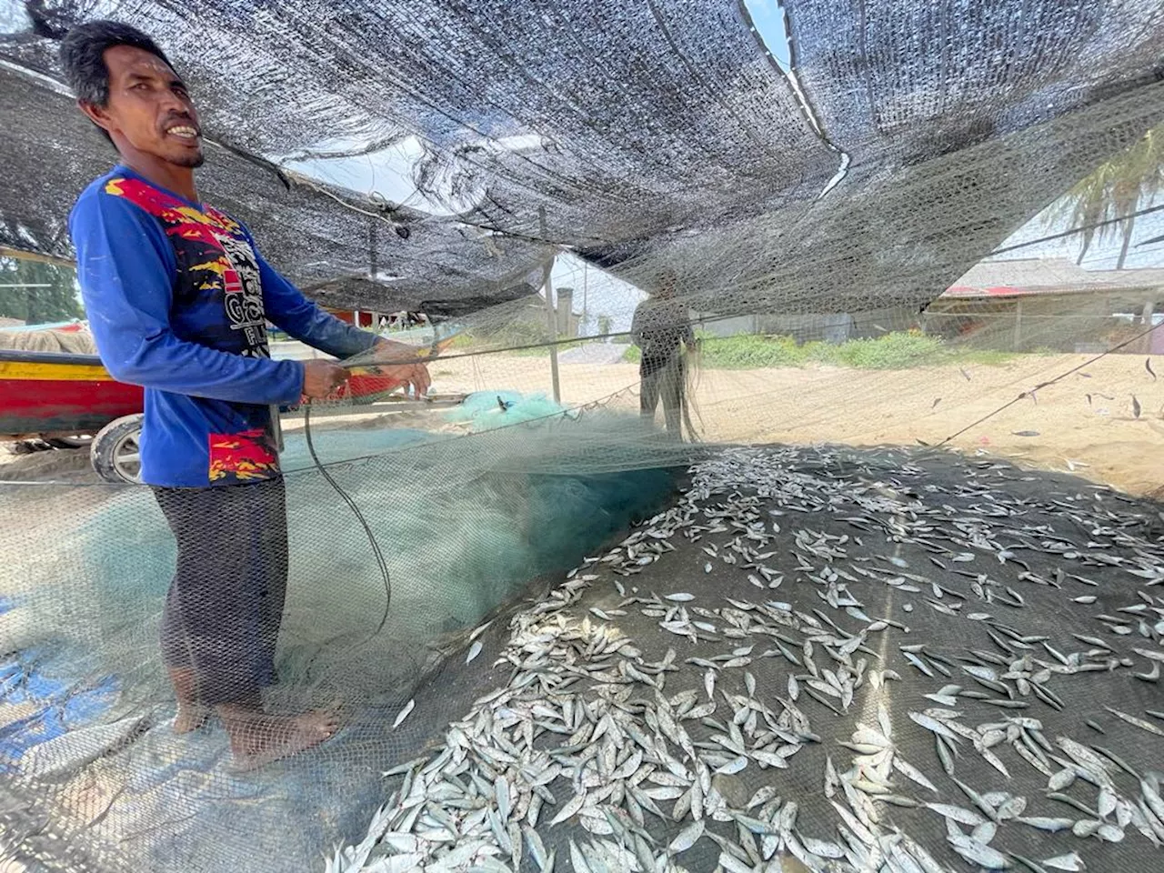 Nelayan Pantai Kampung Pachakan sedia hadapi monsun timur laut