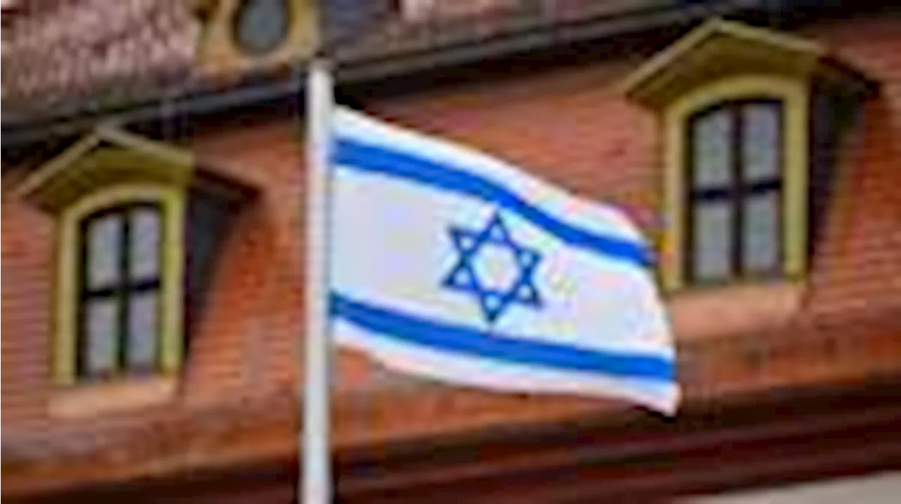 Syke: Israel-Flagge heruntergerissen und angezündet