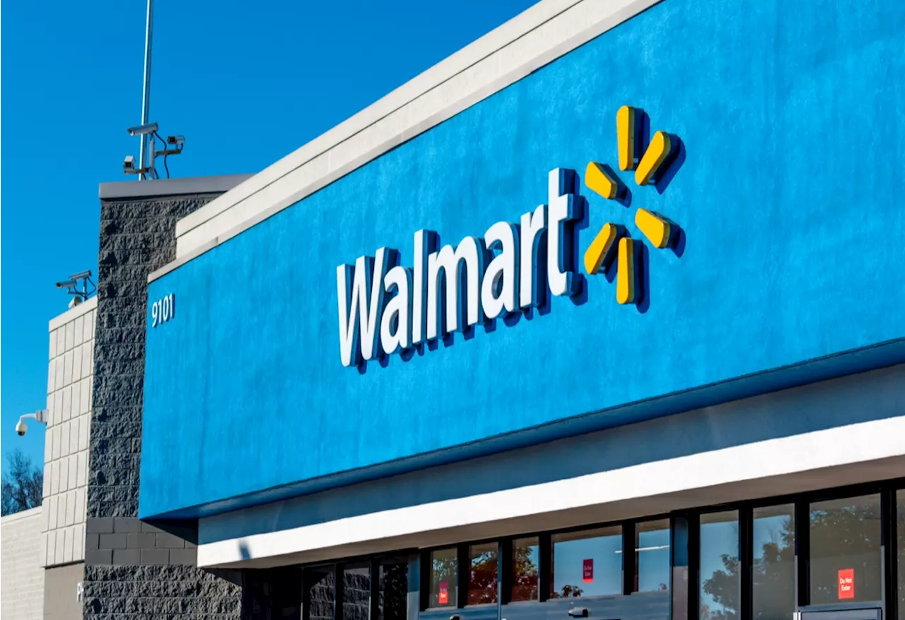 Walmart Employees Slam 'Really Uncomfortable' Self-Checkout Experience