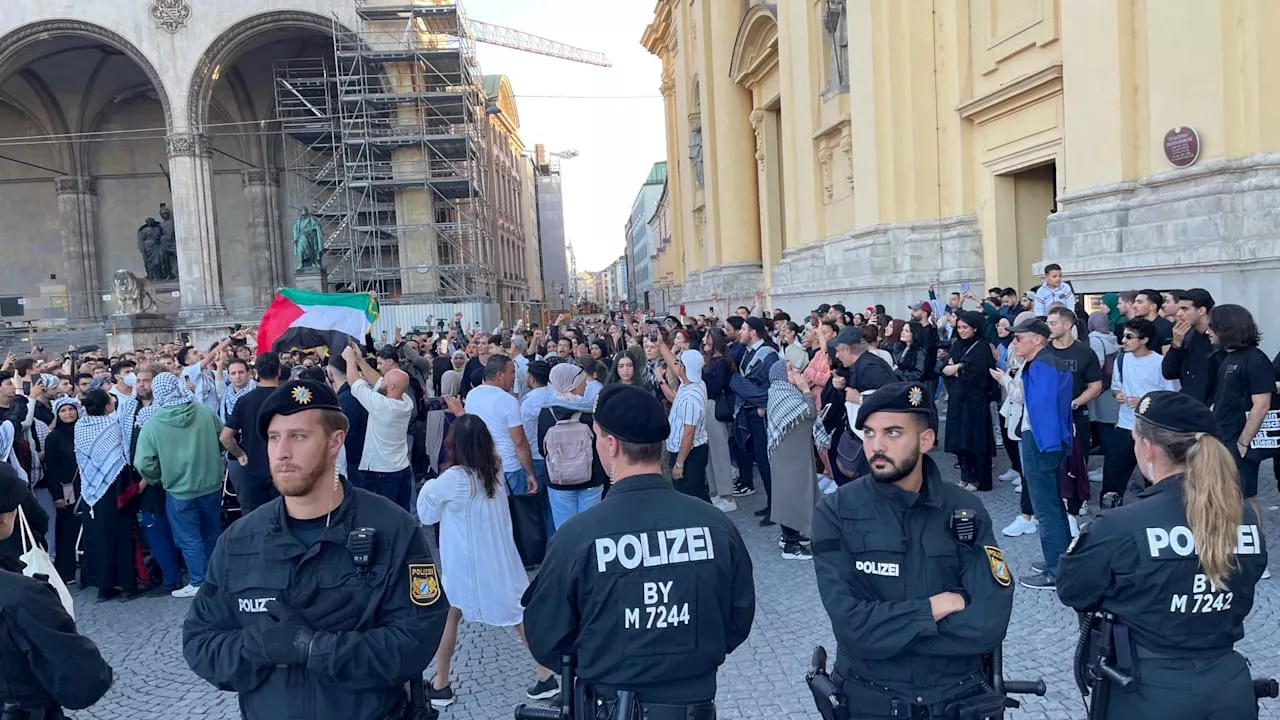 Trotz Knallhart-Verbot von OB Reiter: 300 bei Palästina-Demo auf Odeonsplatz