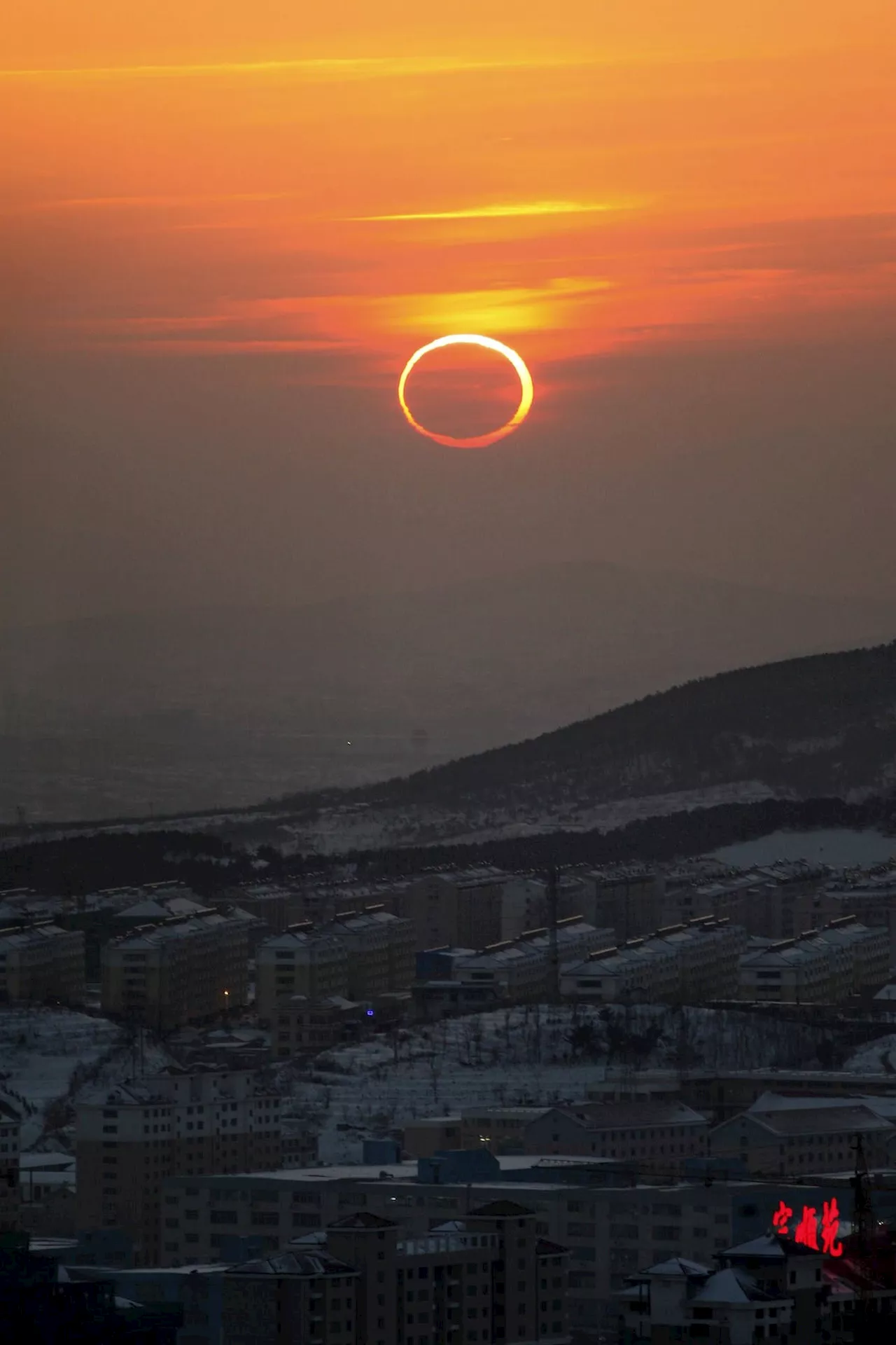 Seltene Feuerkranz-Sonnenfinsternis am Samstag sichtbar