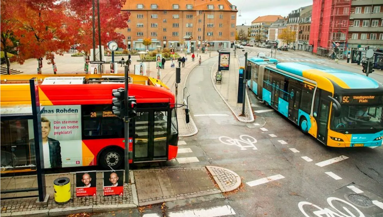 Flere stikker af: Nu kontrollerer politiet busbilletter