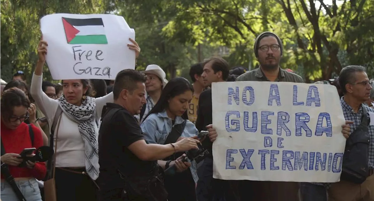 ONGs protestan frente a la Embajada de Israel contra la acción militar en Palestina