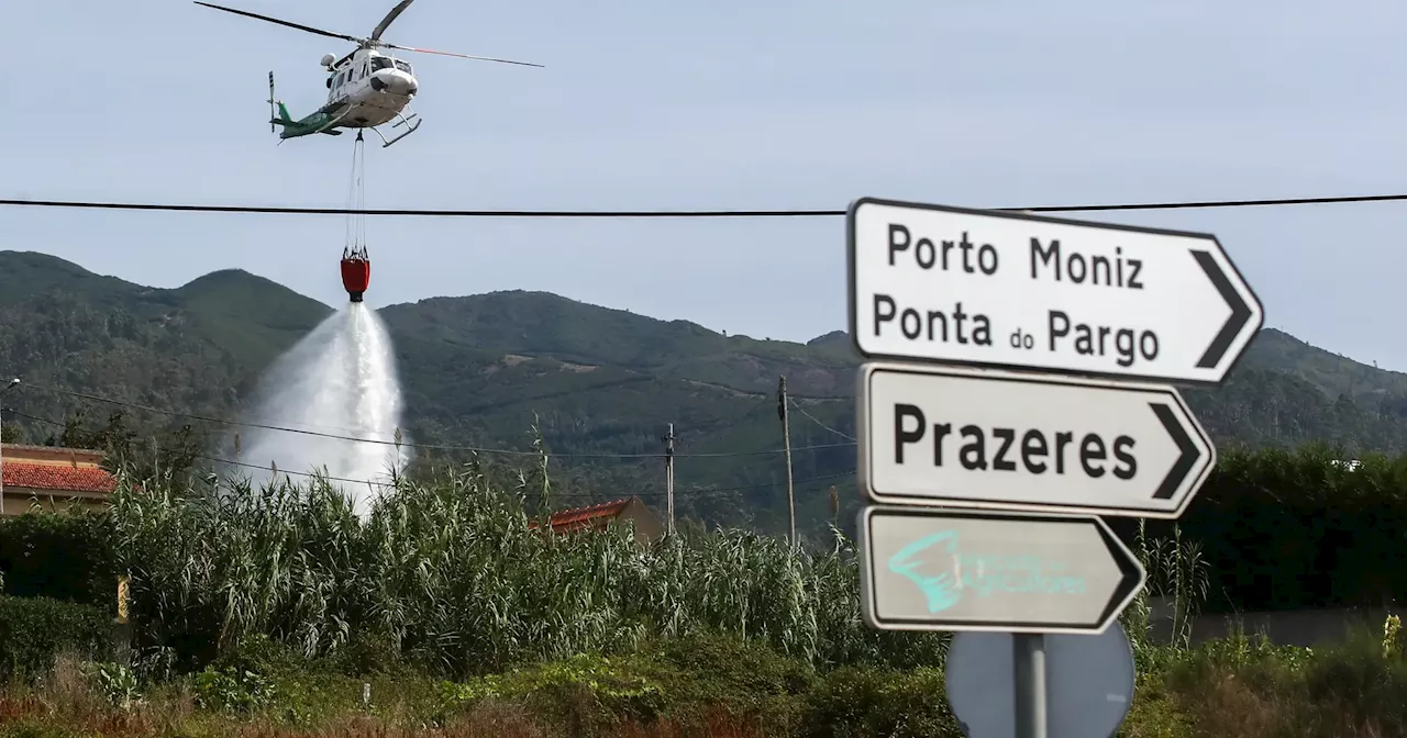 Incêndios: Fogo no Porto Moniz perdeu intensidade mas não está controlado