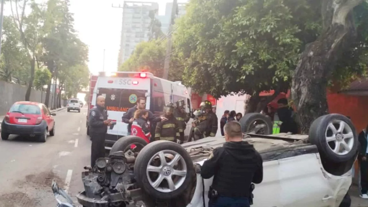 Choque Carretera México-Toluca hoy 13 de octubre 2023 Volcadura