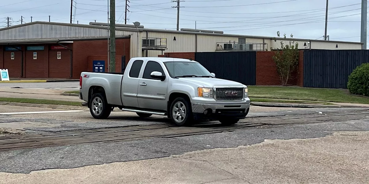 Rough Michigan Avenue railroad crossing in Mobile to get upgrade, partially funded by city