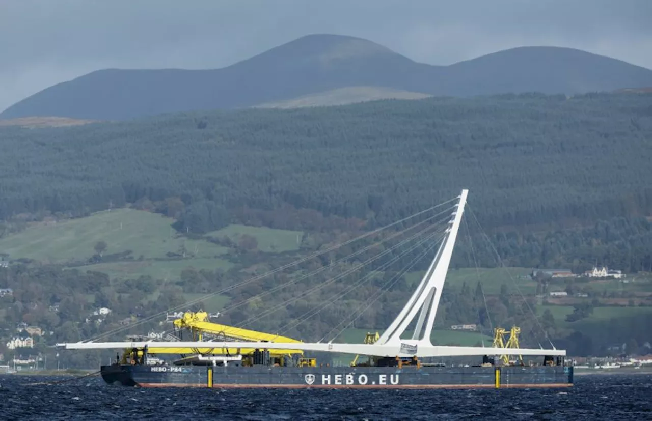 New bridge arriving in Glasgow delayed due to 'safety'