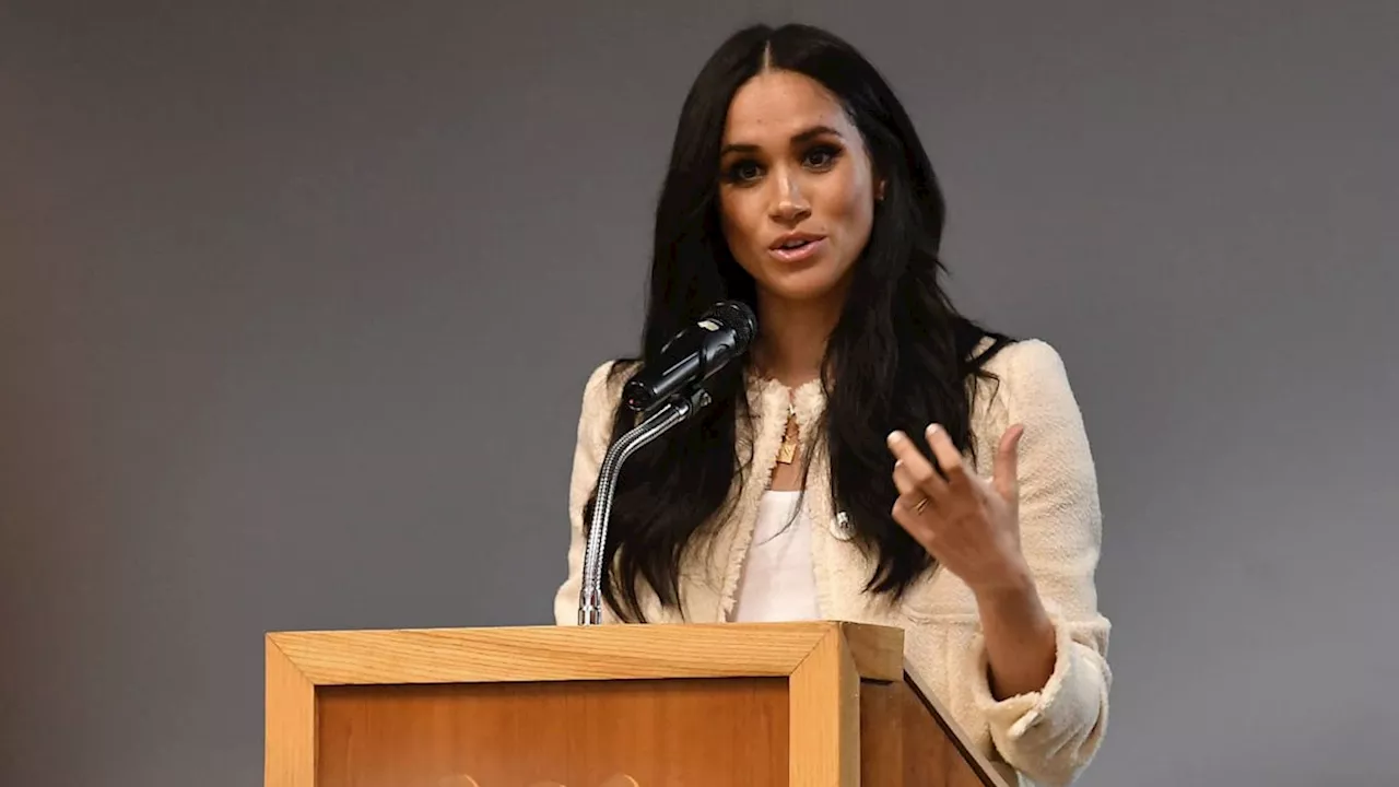 Meghan Markle nails workwear chic in unseen photos