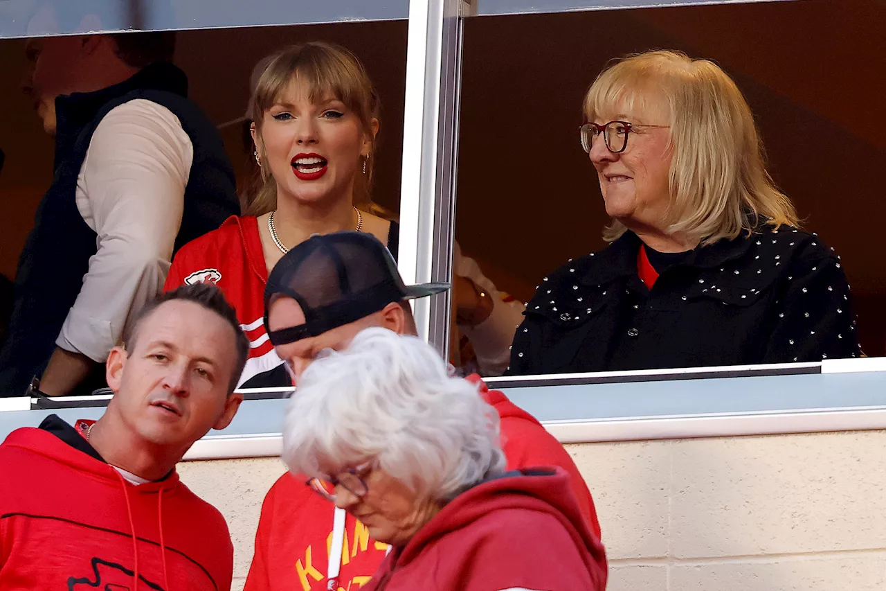 Taylor Swift Pops Up At Another Of Travis Kelce's American Football Games With His Mum