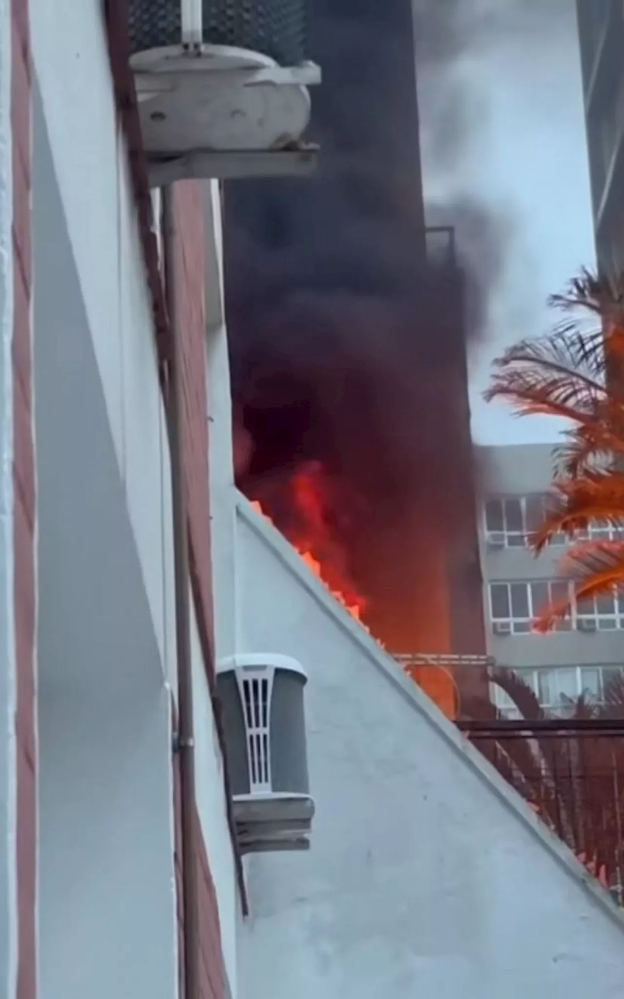 Incêndio atinge apartamento em Ipanema