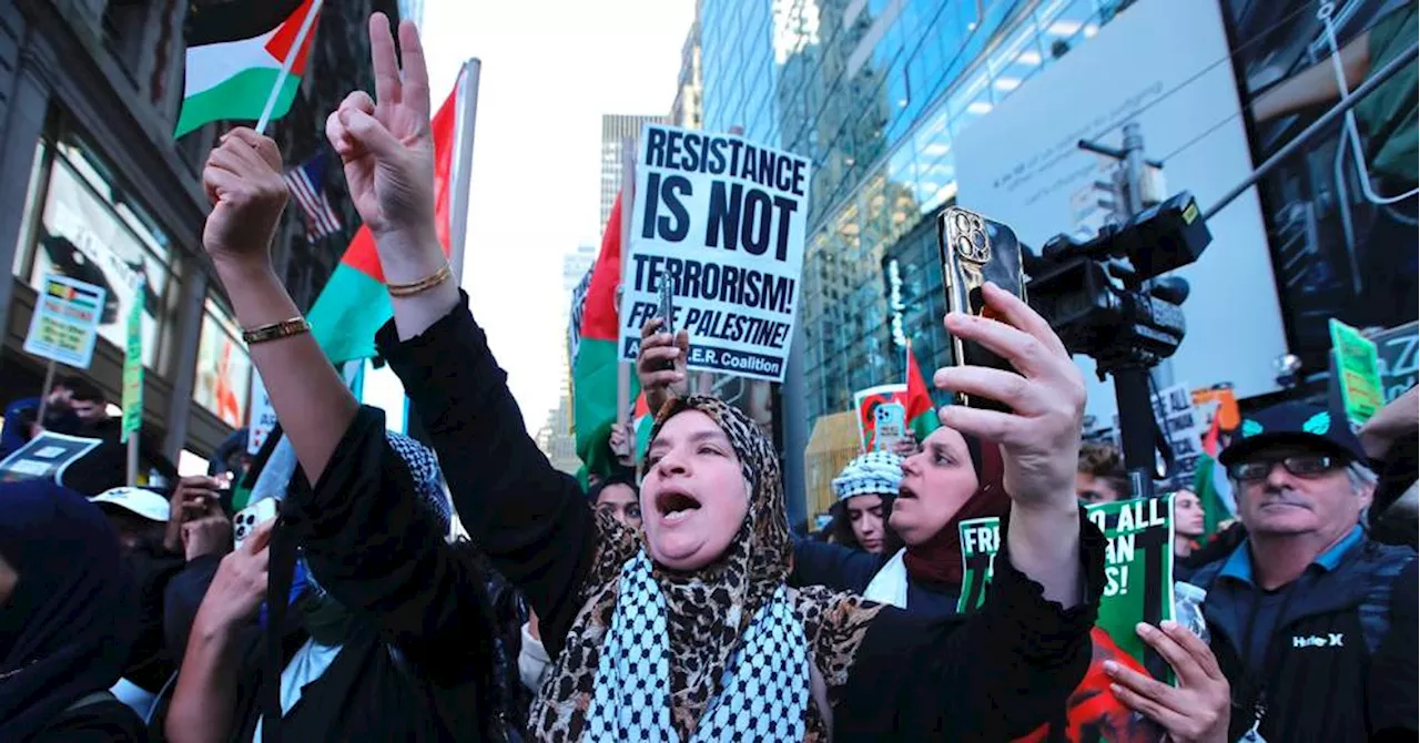 'Libérez la Palestine': à New York, des milliers de manifestants dans la rue