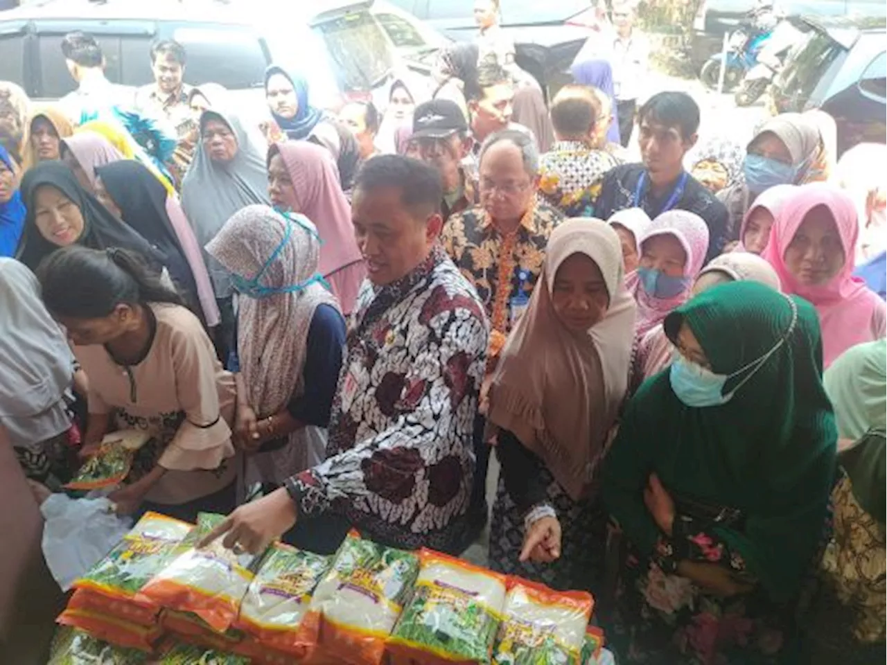 Tekan Lonjakan harga Beras BI Tegal Gelar Pasar Murah di Pemalang