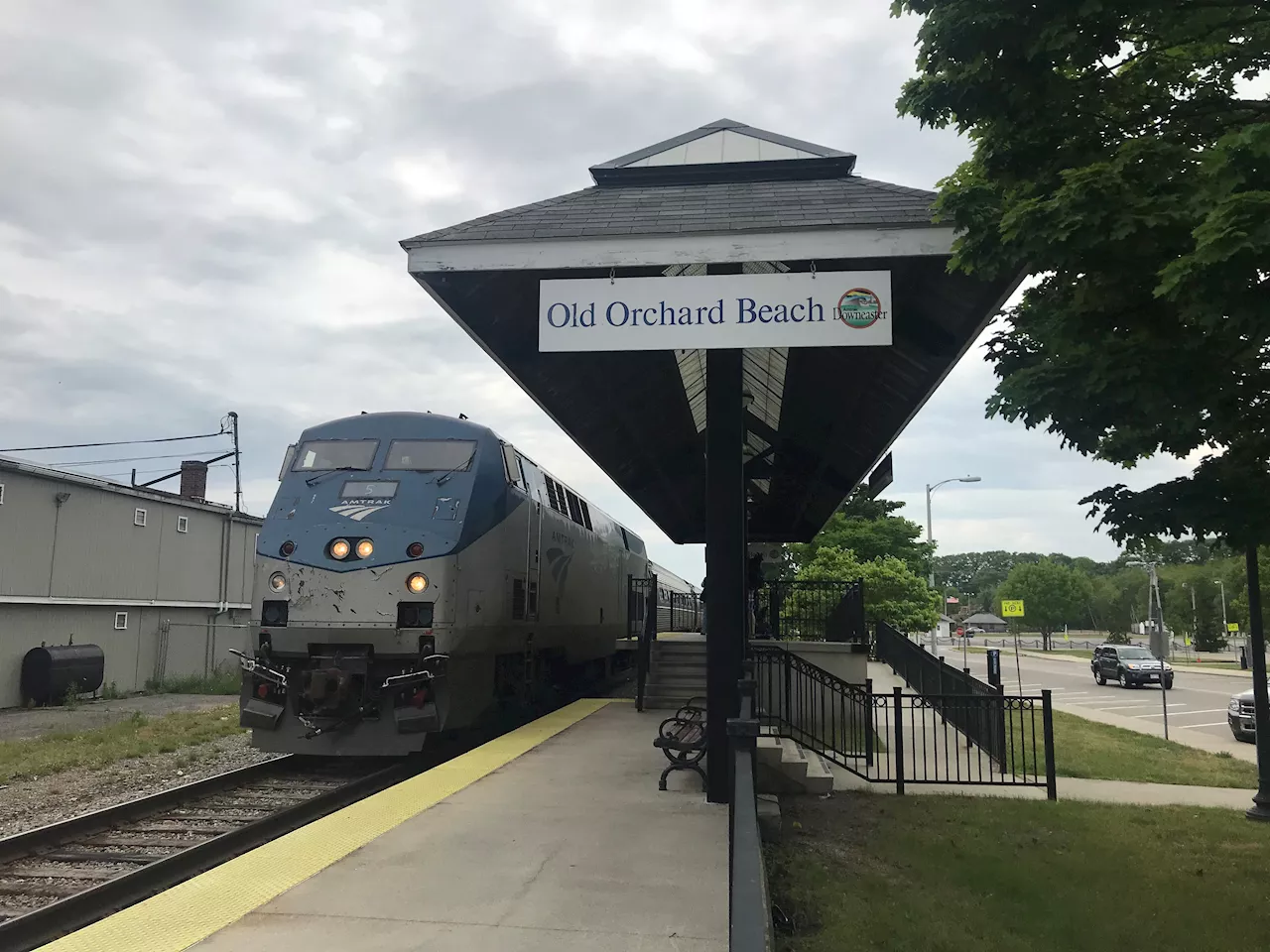 Amtrak Downeaster looks to increase fare as it breaks ridership records