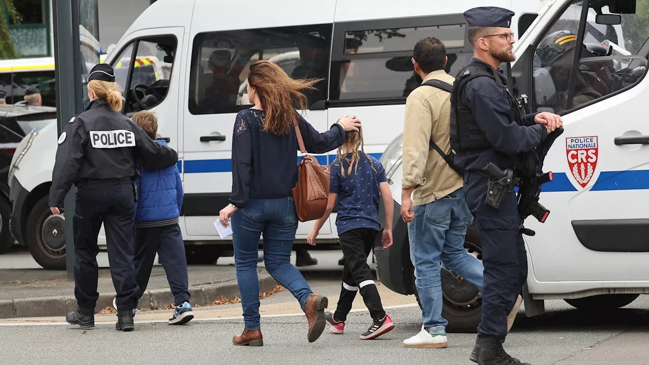 Frankreich verhängt nach Attacke in Schule höchste Terrorwarnstufe